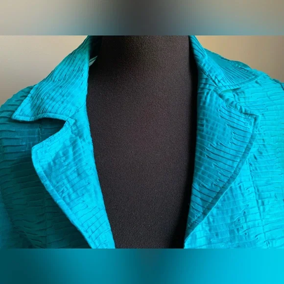 Chico’s turquoise lightweight jacket size 0 in Chico’s (small) - Picture 3 of 9